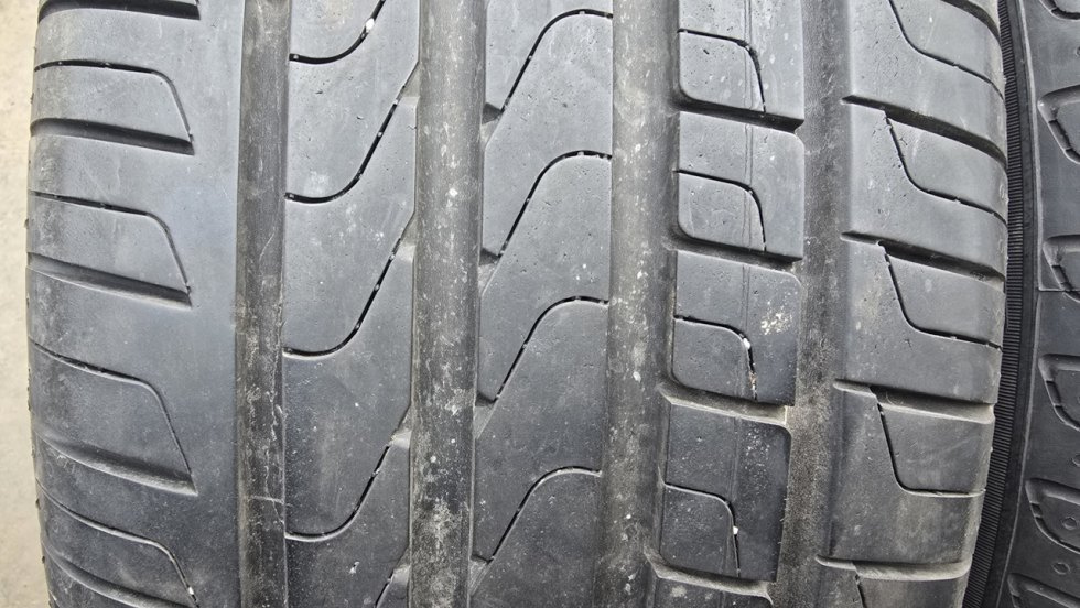 Letní pneu 225/45/18 Pirelli - 2