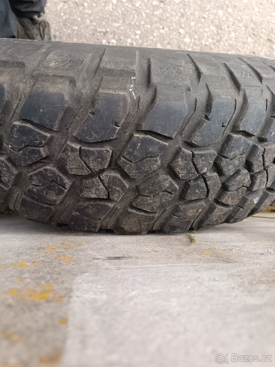 Offroad gumy 255/85 R16