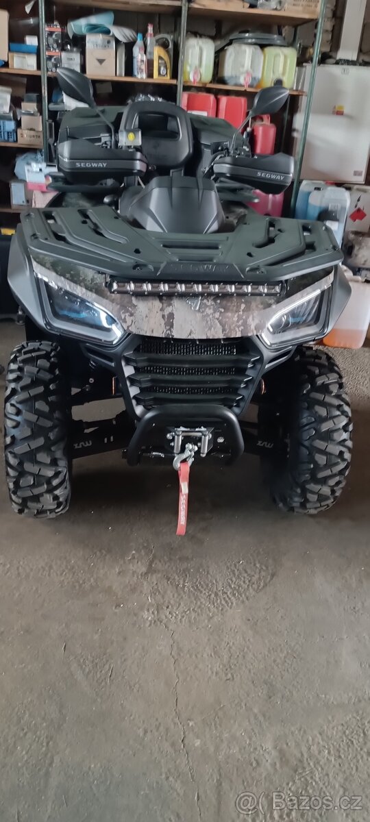 Prodám krásnou velkou Čtyřkolku Segway Snarler AT6 L