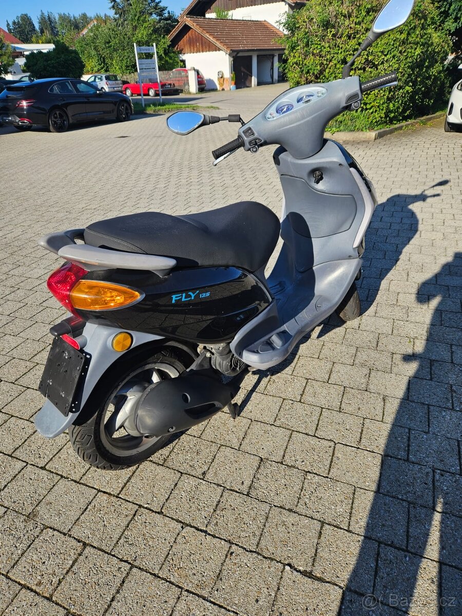 Piaggio Fly 125 - 2