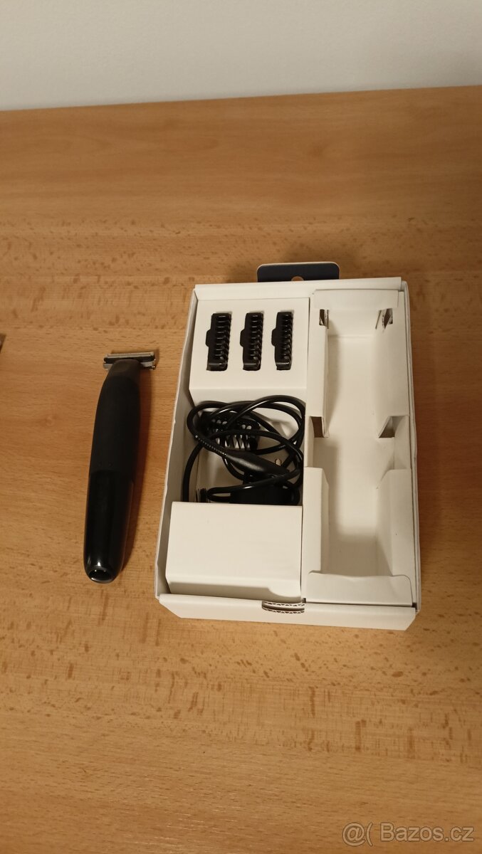 Zastřihovač vousů Braun - 2