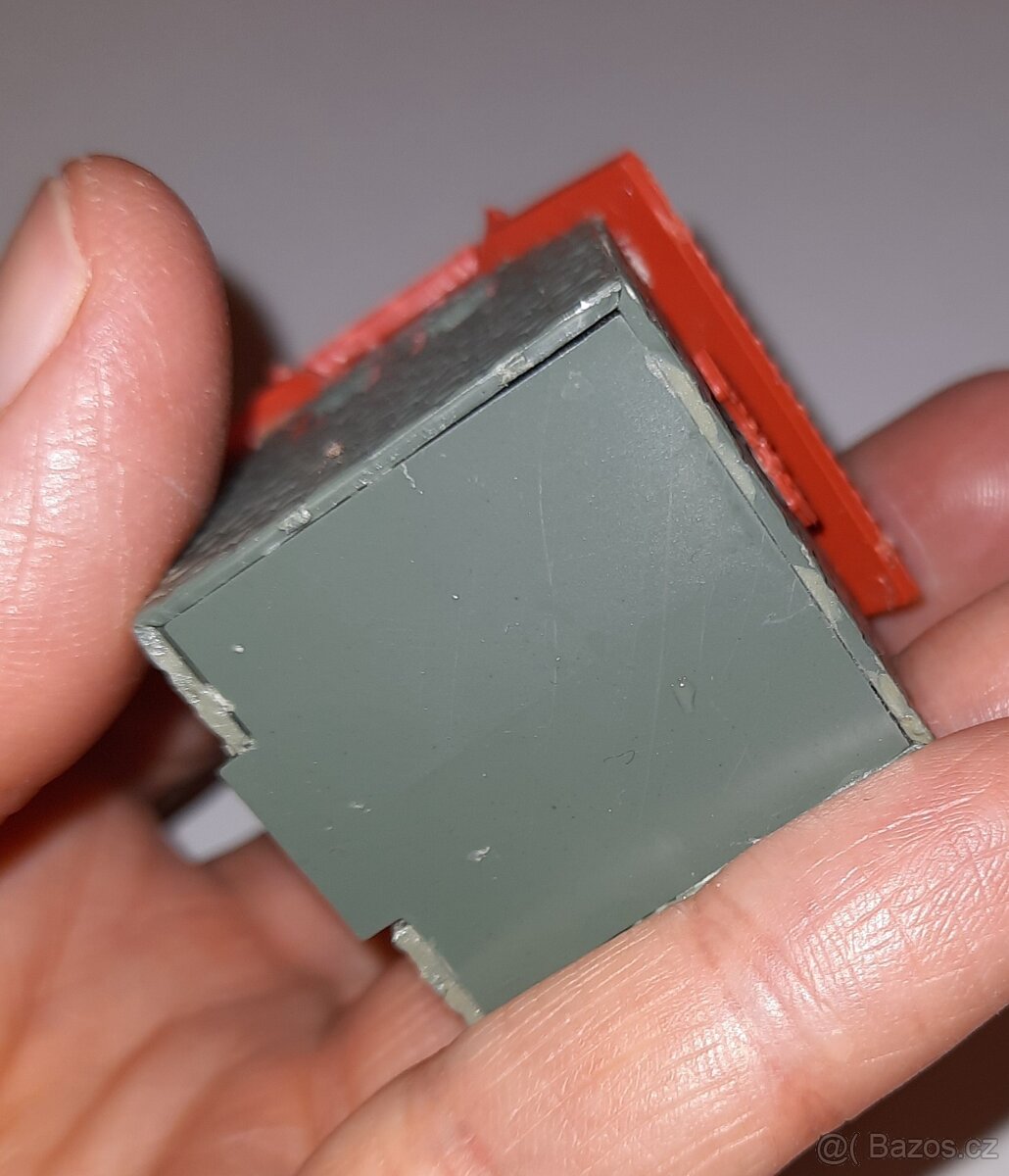 Trafostanice k mašinkám, do kolejiště TT - 2