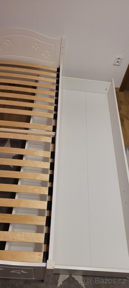 Dětská bila postel s hvězdičkama s šuplíkem - 2