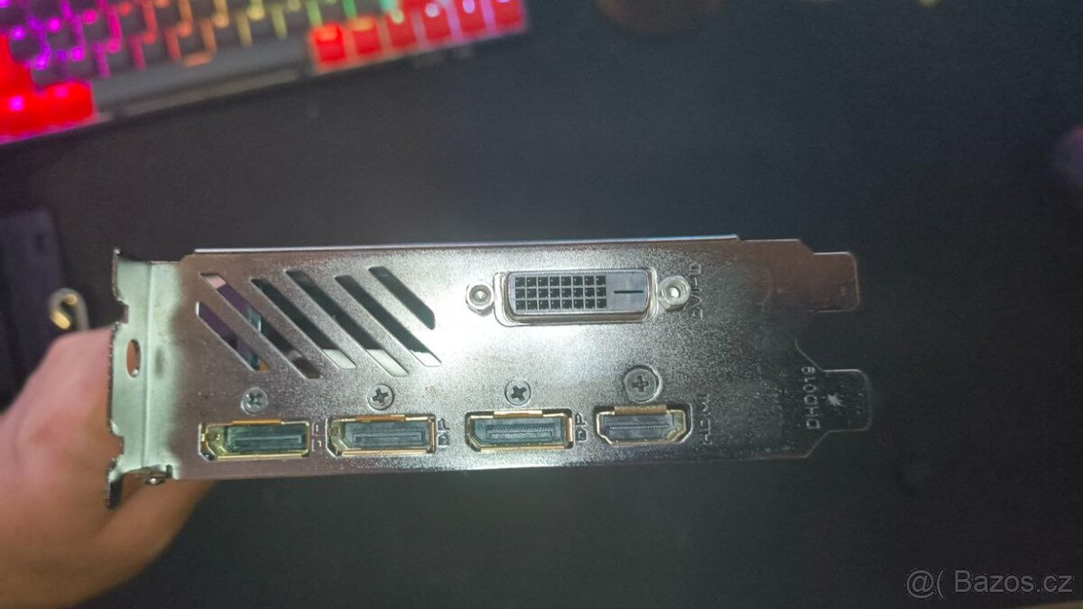 GIGABYTE GTX 1070 Windforce 8GB - 2