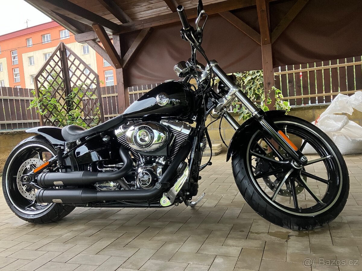 Harley Davidson FXSB Breakout 2015 - 2