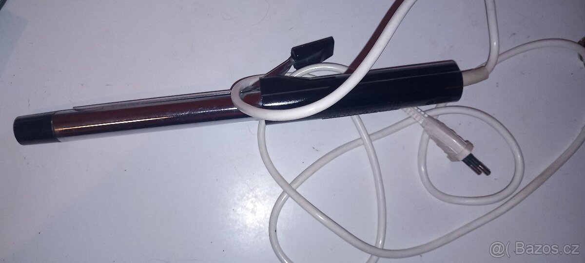 Retro na natáčky na vlasy a kulma - 2