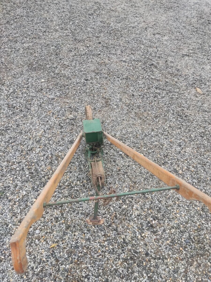 Secí masinka na řepu - 2