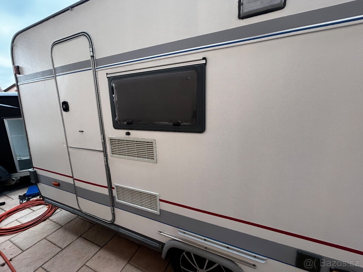 Karavan Burstner Scala - 2