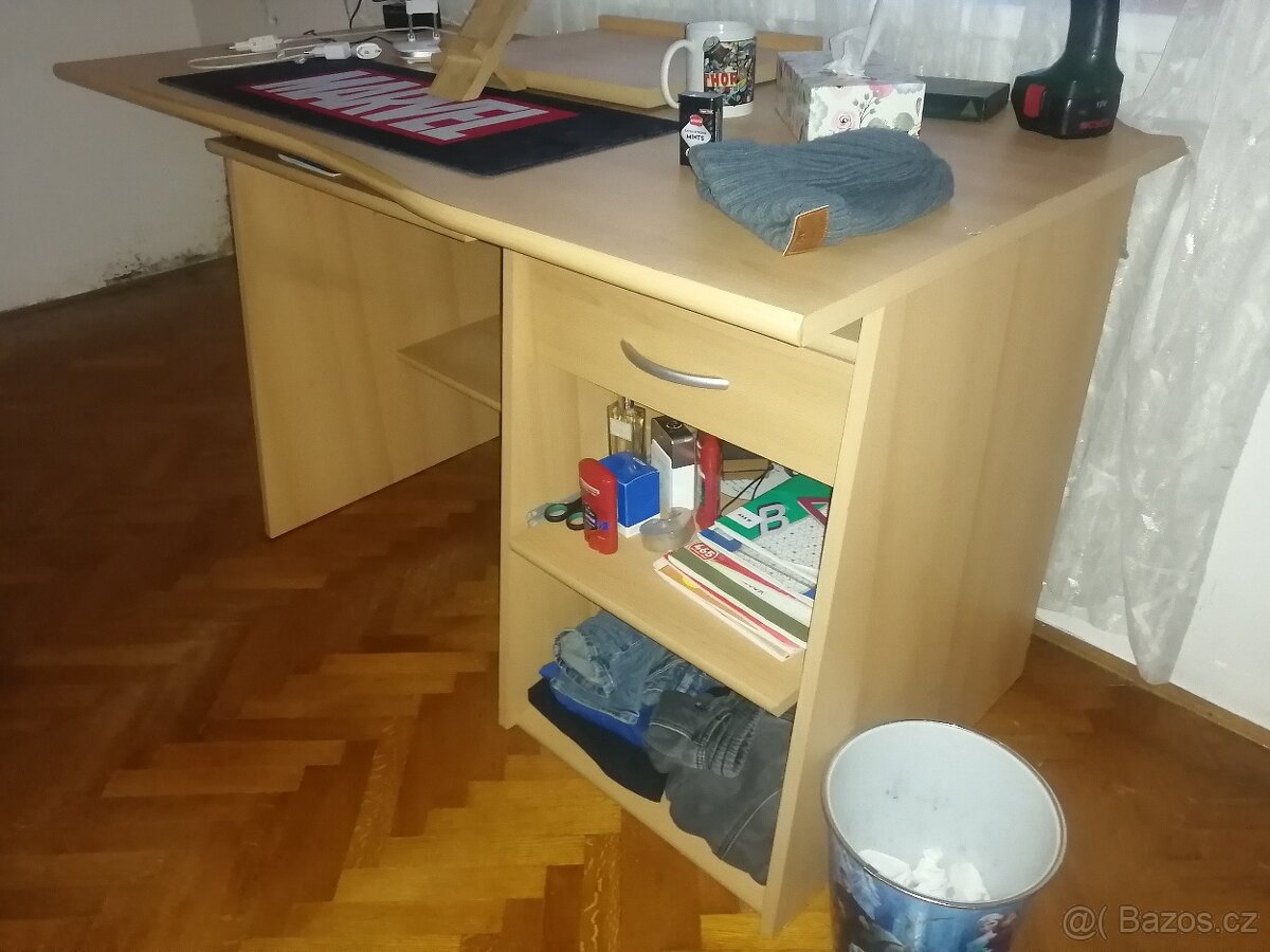 Studentský stůl - 2