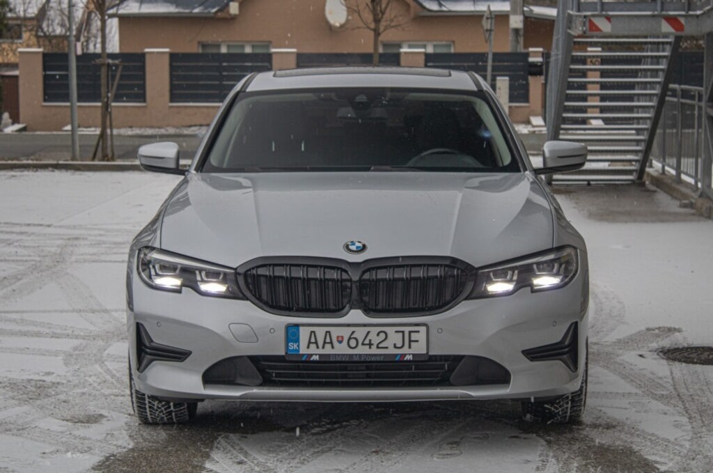 BMW Rad 3 320d Advantage A/T RWD - 2