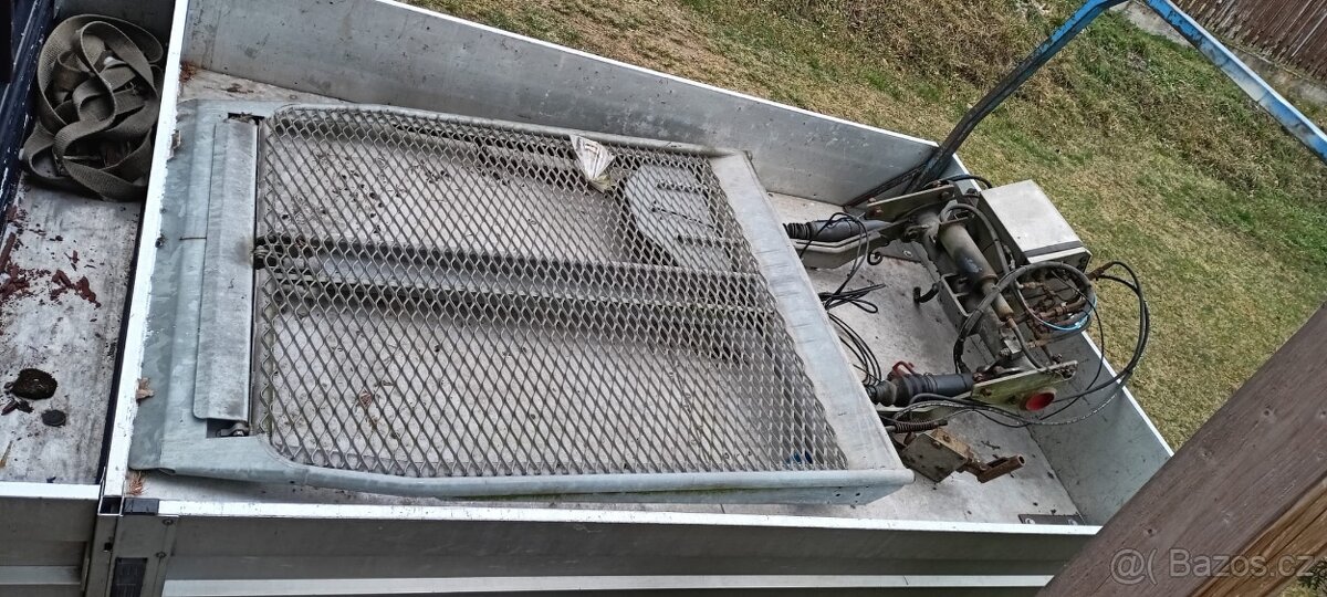 Zvedací plošina - 2