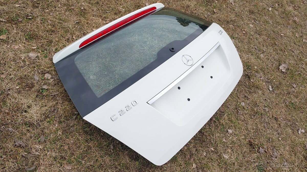 Mercedes W204 Combi - Dveře kufru bílé - 2