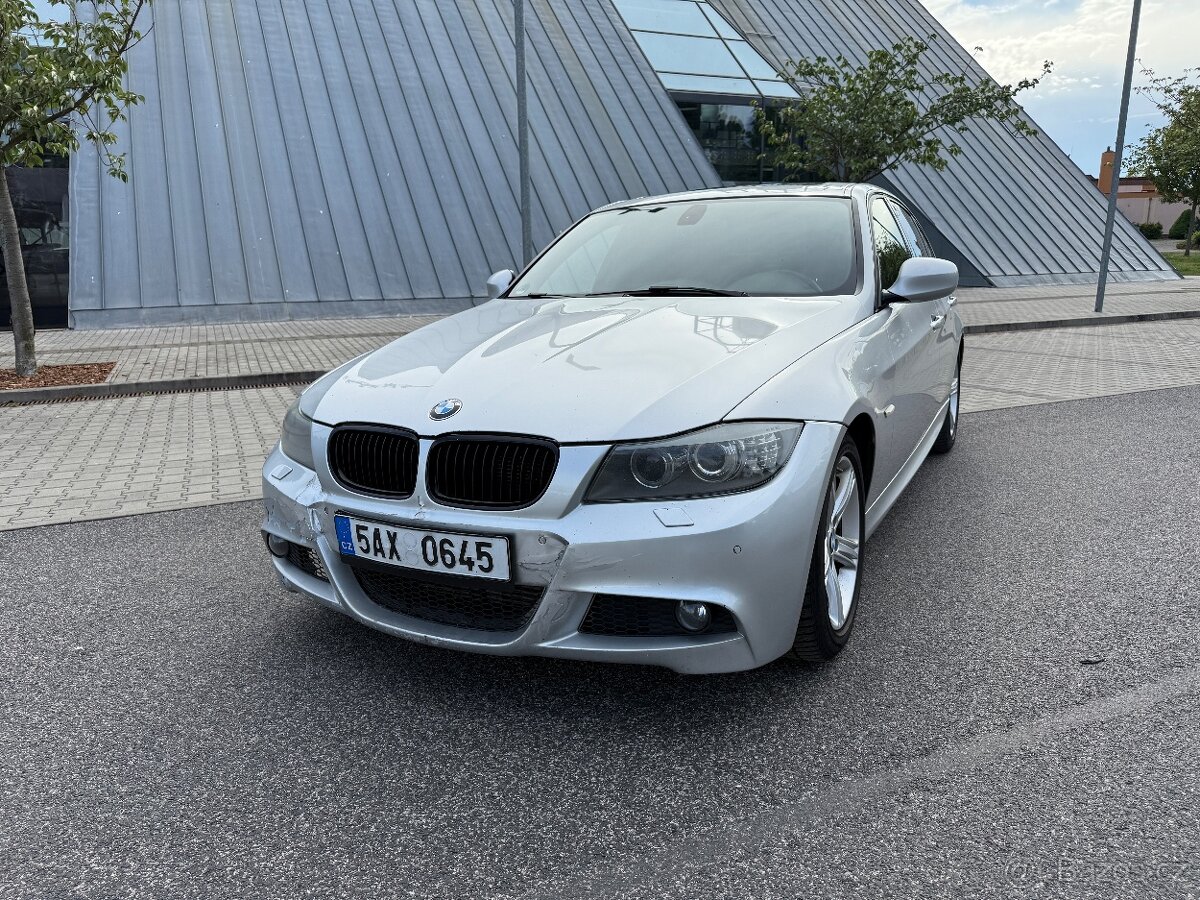 BMW E90 320d 135kw M-paket 2012 - 2