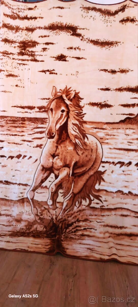 VELKÁ PLYŠOVÁ ŠPANĚLSKÁ DEKA - 160cm X 220cm - 2