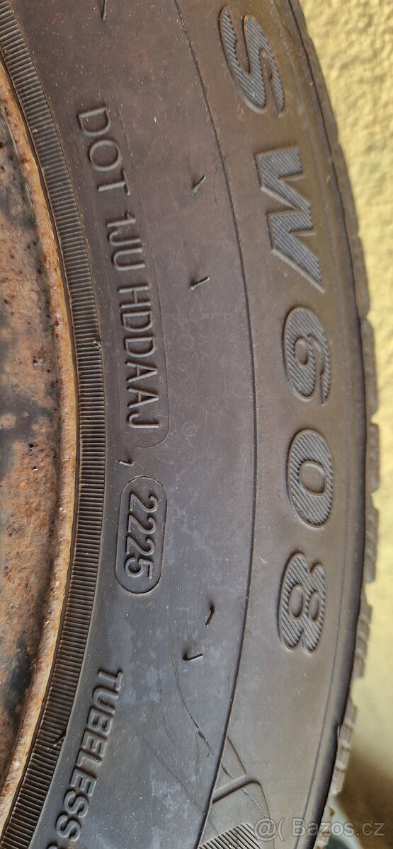 Zimní pneu 195/65 R15 - 2