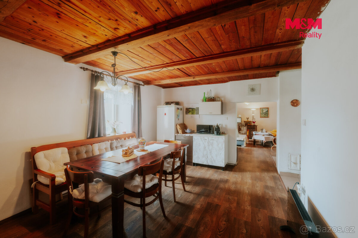 Prodej rodinného domu, 250 m² - 2