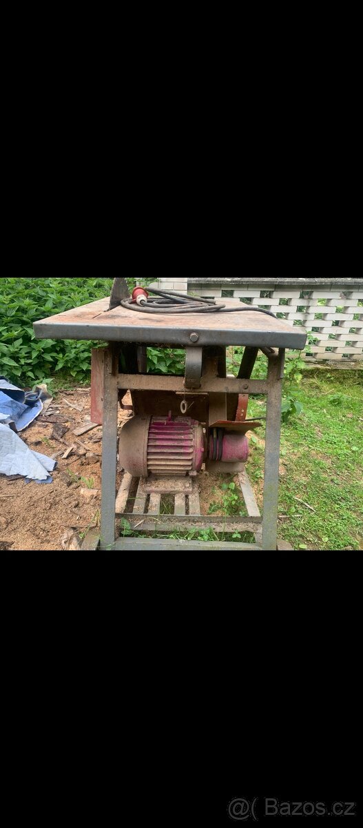 Cirkulárka z kolébkou - 2