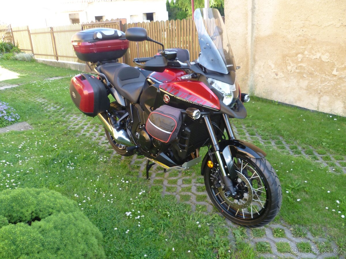 Honda VFR 1200X Crosstourer - 2