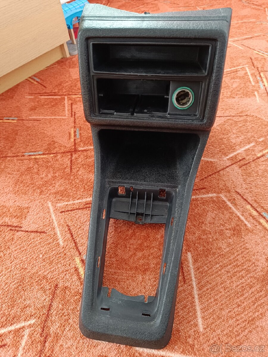 VW Golf 2 - originál původní středový panel - 2