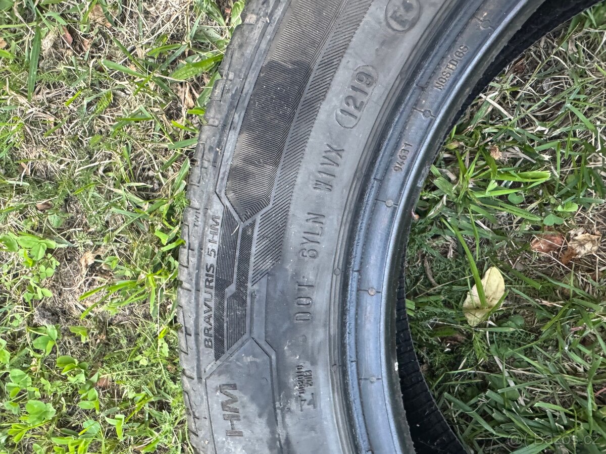 Kusovka Barum Bravuris 5 195/55 R15 85 V - 2