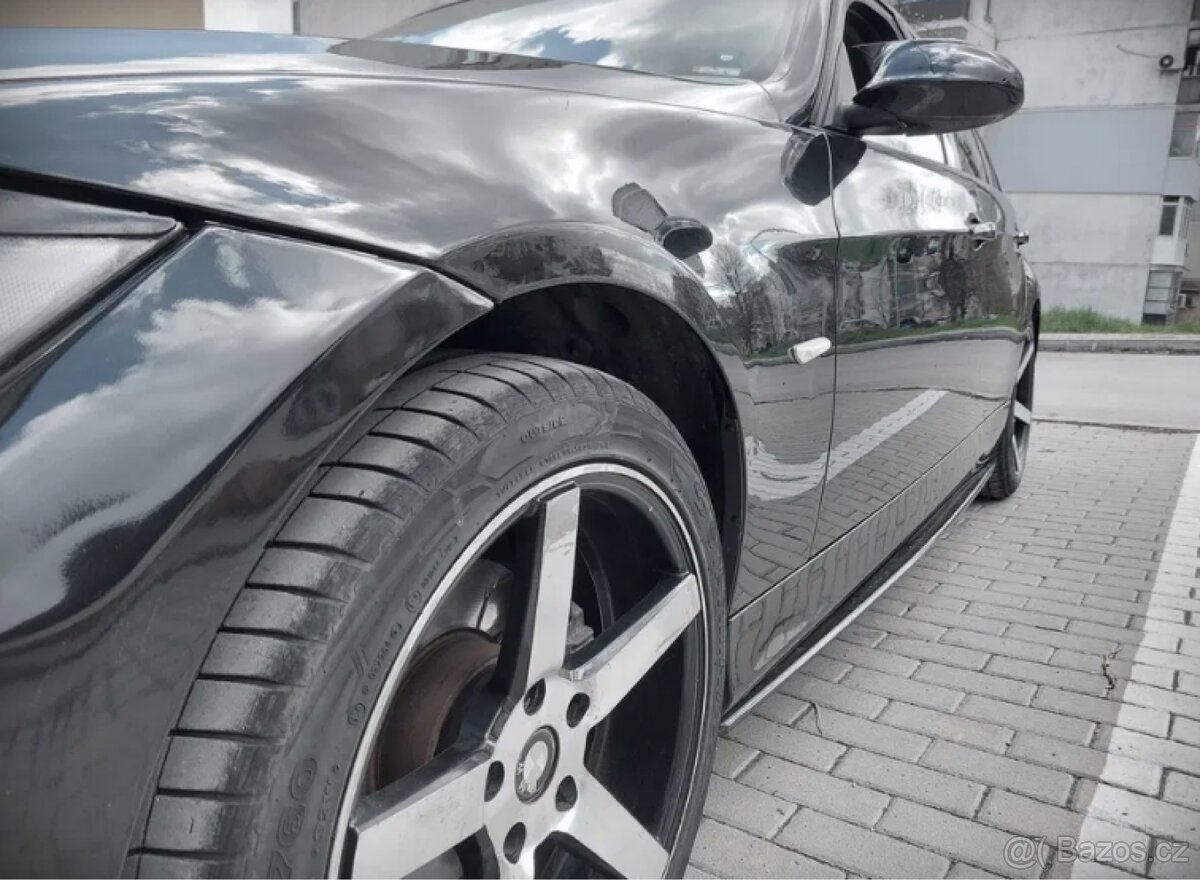 Podprahové lišty pro BMW E90 E91 E92 E93 - 2