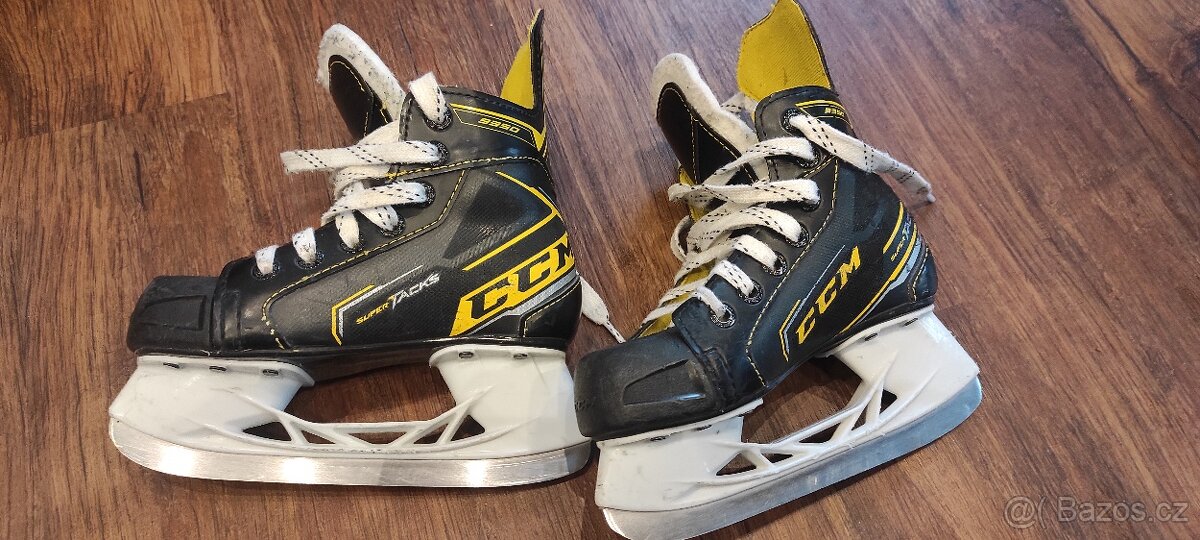 Brusle CCM Supertecks - 2