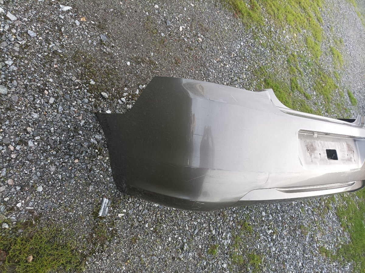 Zadní nárazník peugeot 301 - 2