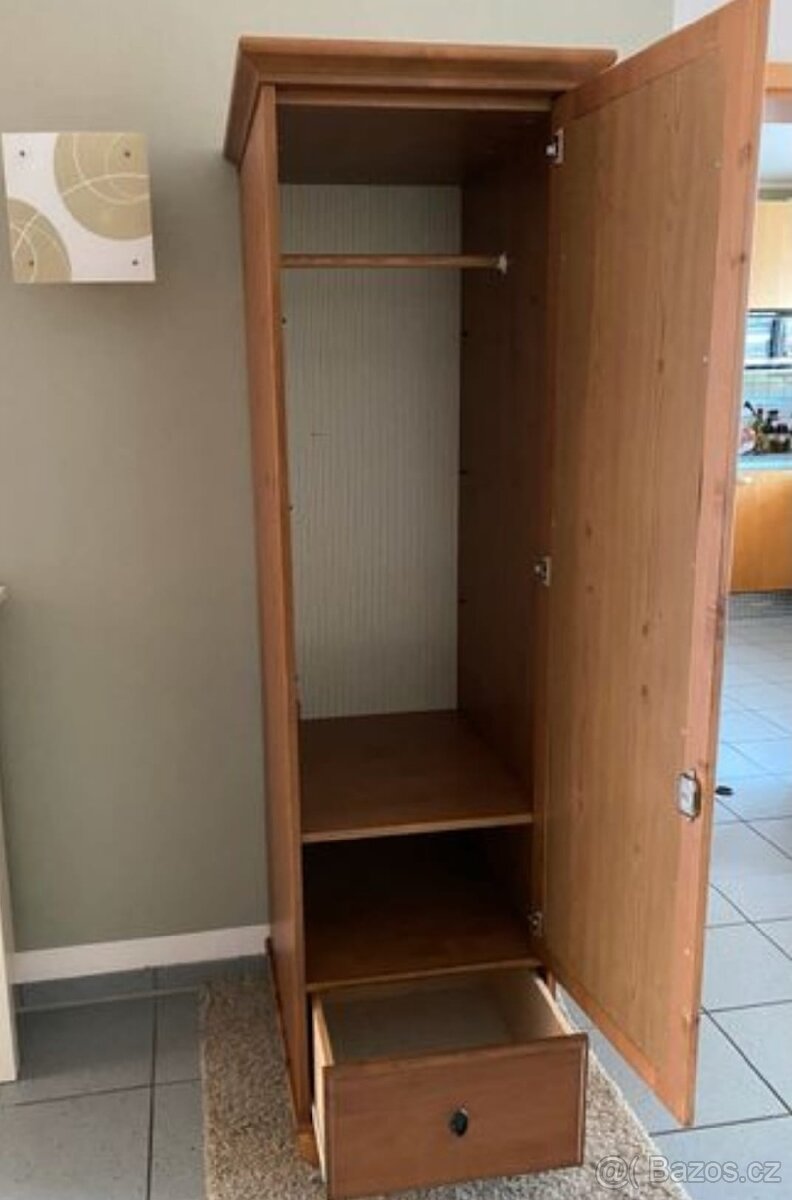ZRCADLOVÁ SKŘÍŇ IKEA LEKSVIK - 2