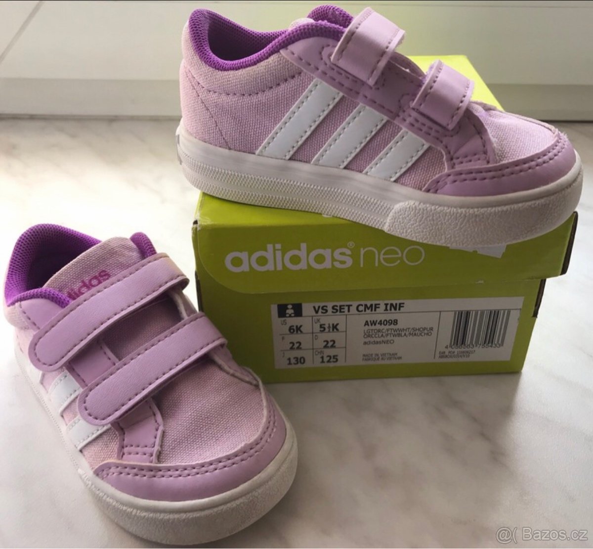 Dívčí tenisky Adidas Neo, vel.22 - 2