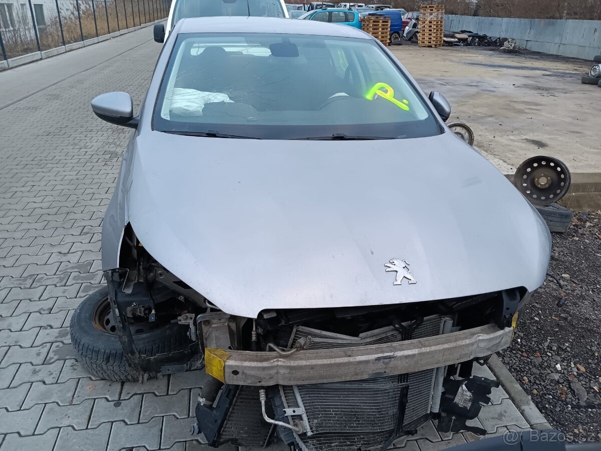 Peugeot 308 č. B2123 - 2