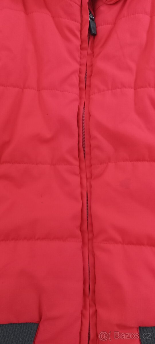 Červená vesta KUGO vel. 122 - 2