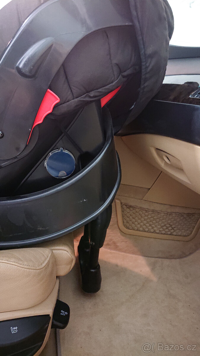Kočárek s autosedačkou a fusakem - dvojkombinace - 2