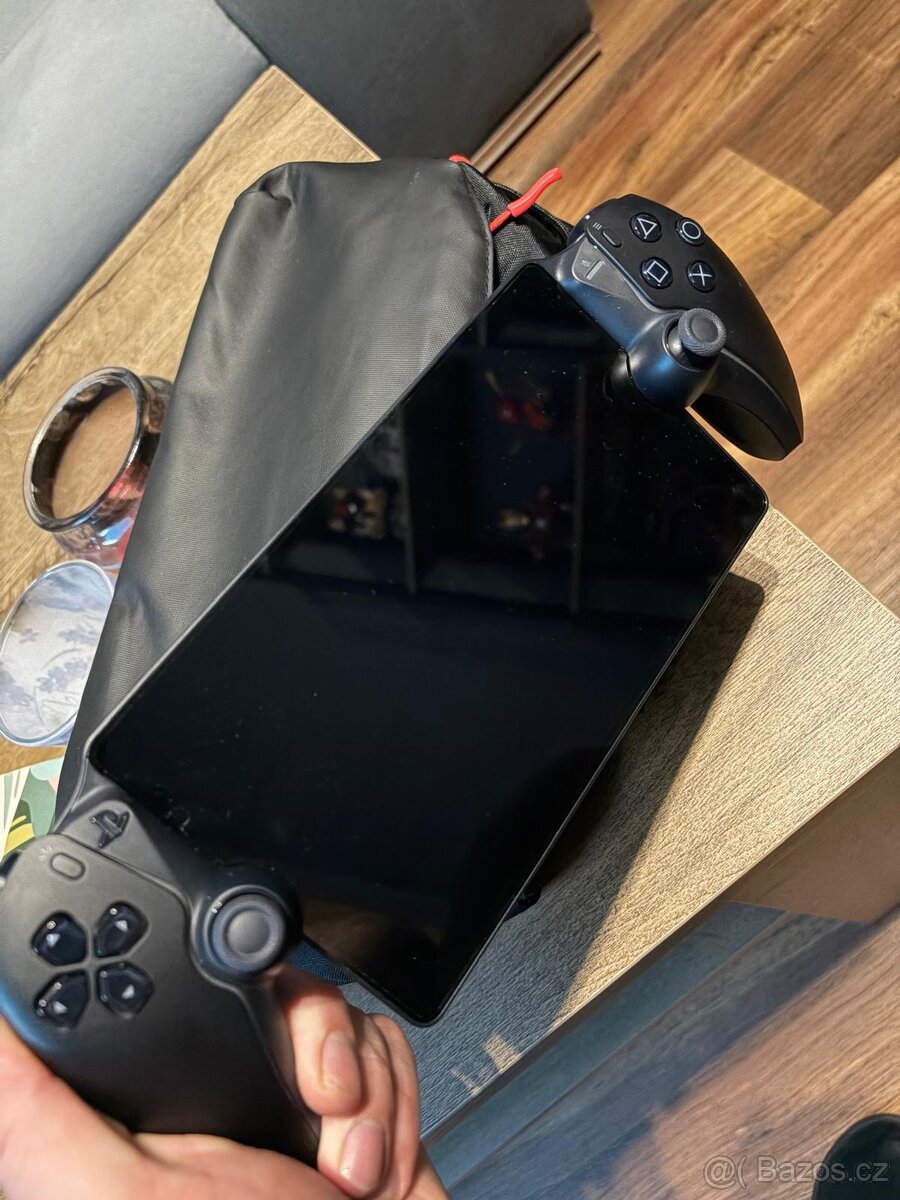 sony playstation portal - 2