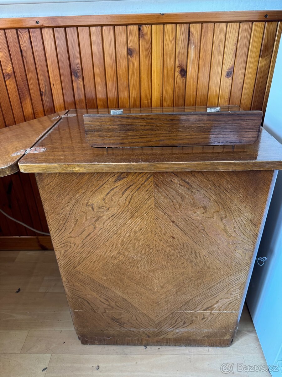 Šicí stroj MINERVA - 2