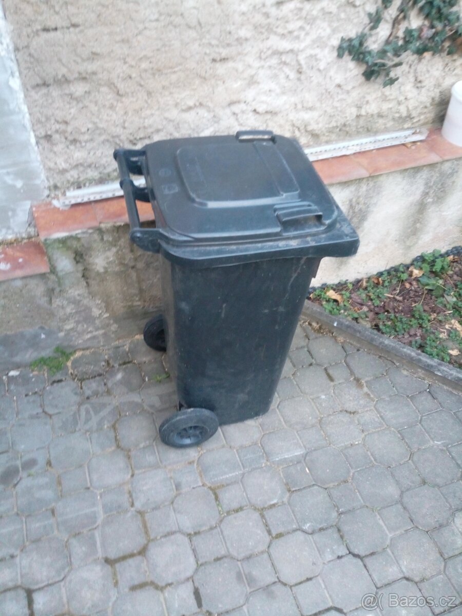 Popelnice plastová 120 litrů - 2