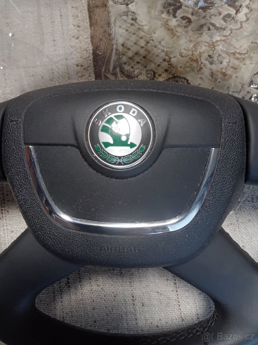 Airbag řidiče Škoda Octavia 2 Facelift - 2