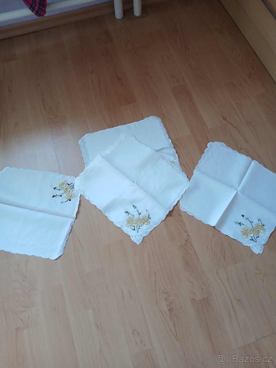 Sada 8 prostírání - 2