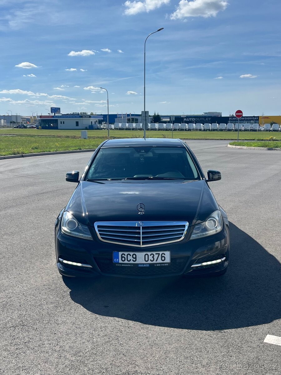 Mercedes W204 - 2