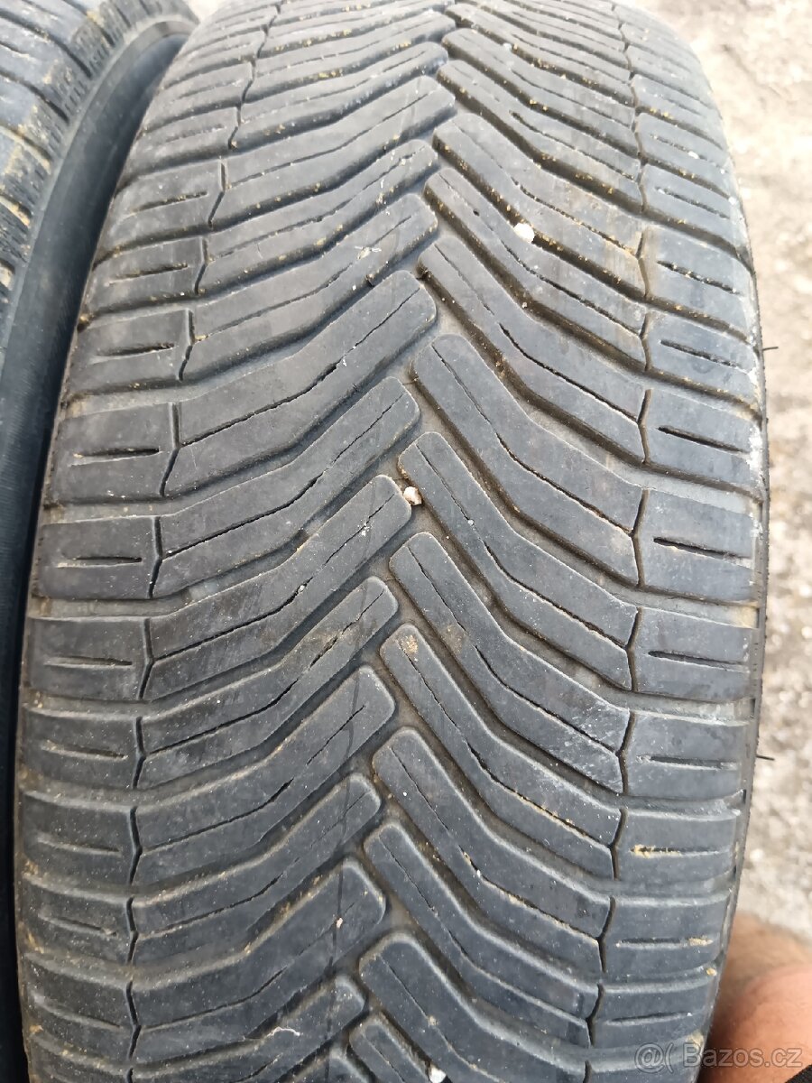 205/60 R16 - 2
