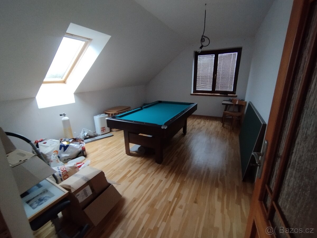 Pronajmu podkrovi - 2