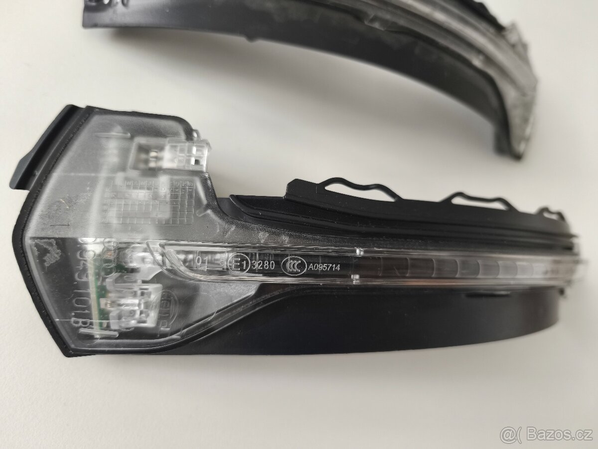 Audi A3 8V Audi S3 8V Vystrazny blinker postranního zrcatka - 2