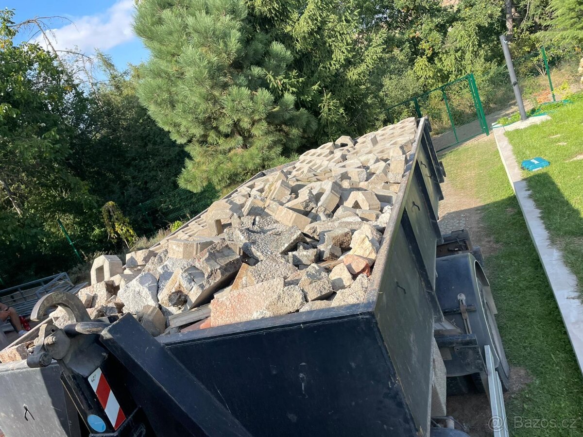 Kontejnerová doprava – Praha | Odvoz suti, hlíny i odpadu - 2