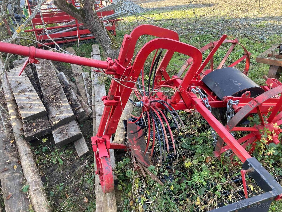 Čert - vyorávač brambor - 2