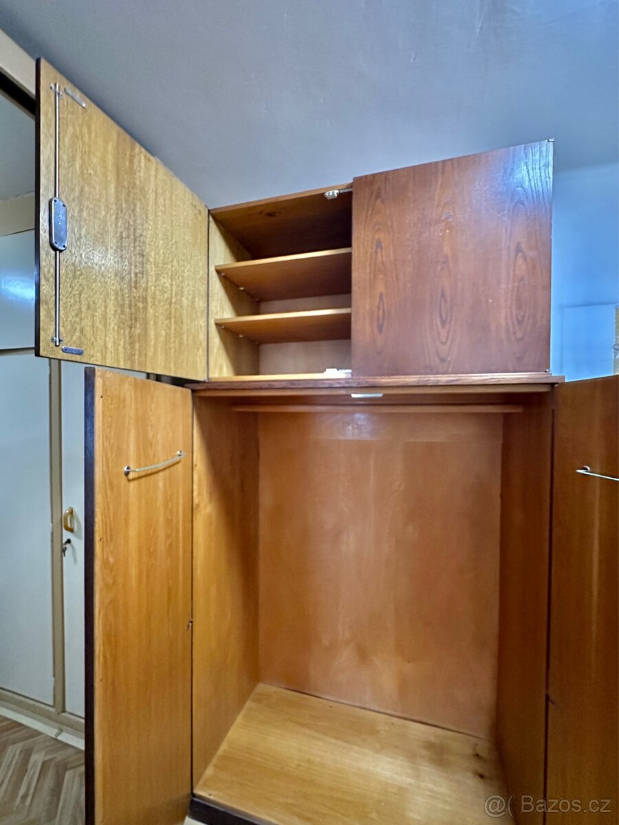 Skříň UP Závody Rousínov - 2