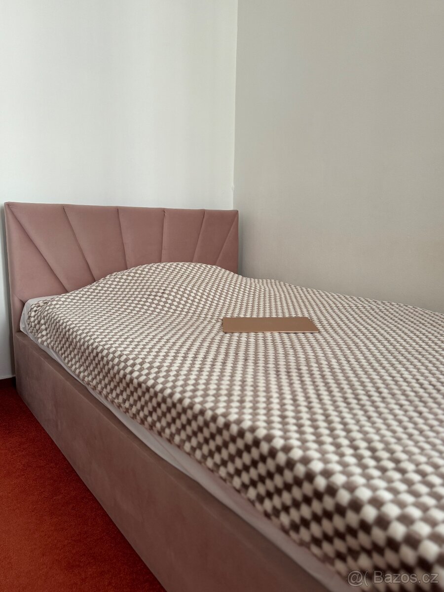 Čalouněná postel s úložným prostorem - 2
