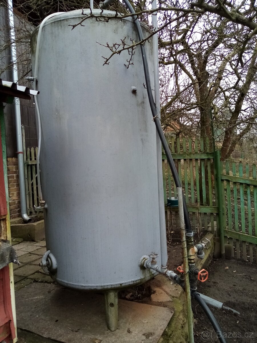 Cisterna, nádrž na vodu - 2
