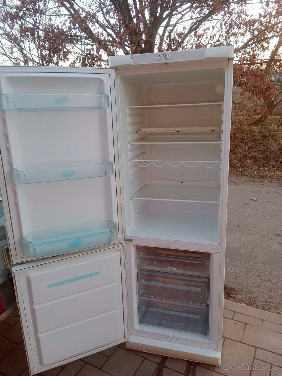 Lednice s mrazakem Elektolux - 2