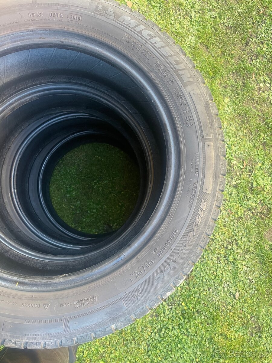 Michelin Agilis 215/60 R17C - 2