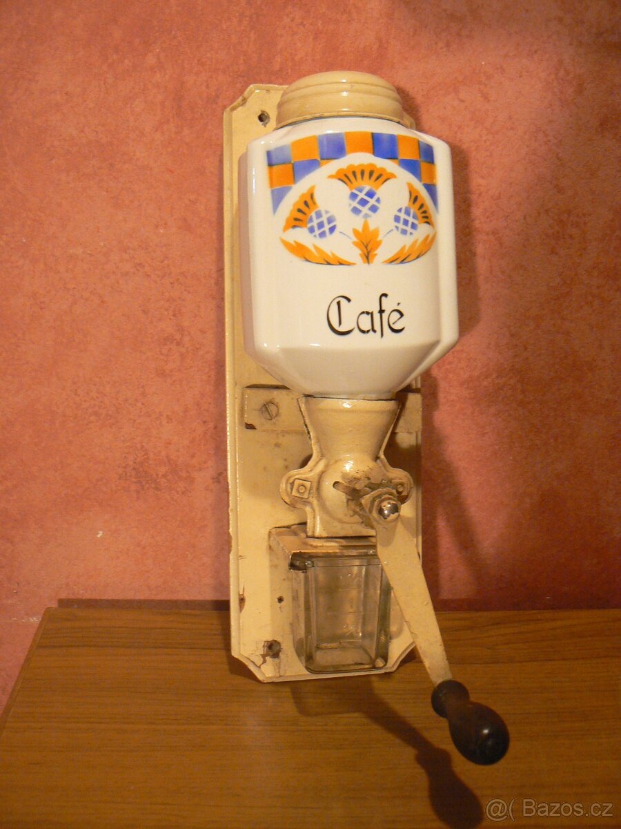 mlýnek na kávu - 2