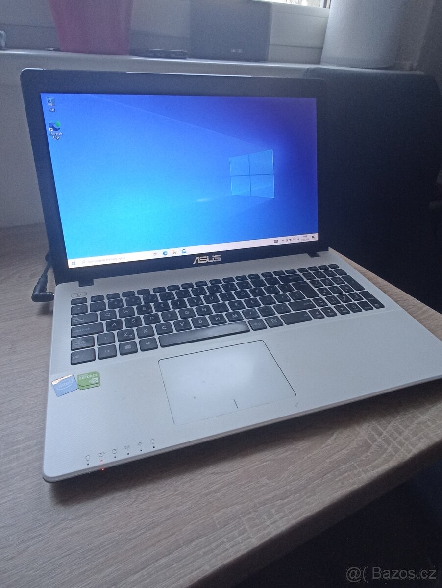 Notebook Asus X552M - 2